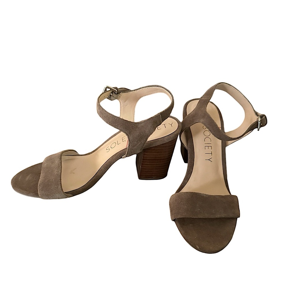 Suede heels